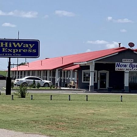 Hiway Inn Express Элк-Сити Экстерьер фото